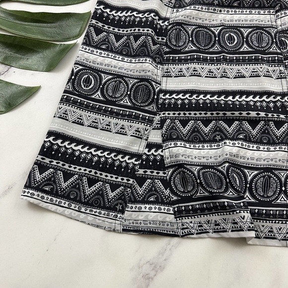 Rip Skirt Womens Wrap Size XS Black Gray Tropical Surfboard Stripe Print Short - Picture 9 of 9
